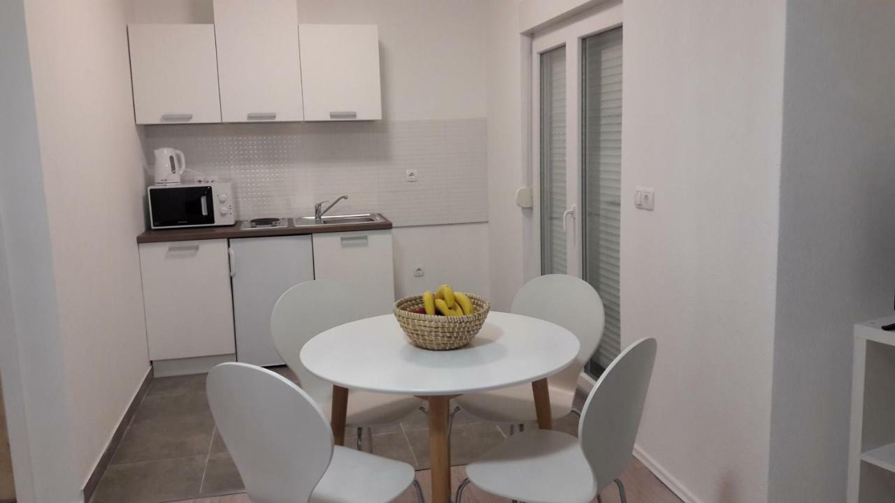 Apartment Sano Podstrana Exterior photo
